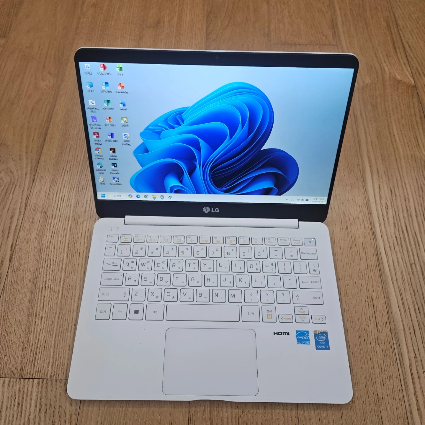 LG 그램 13Z940(i7 4세대, Win11,MS오피스, 포토샵,일러스트)