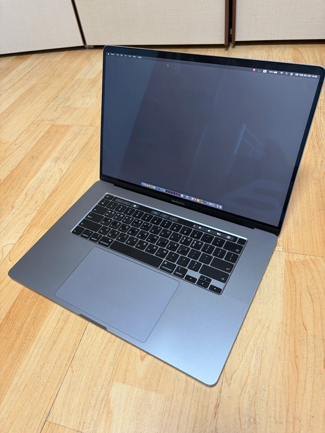 맥북 프로 16인치 2019년형 i7 32GB 512G 터치바