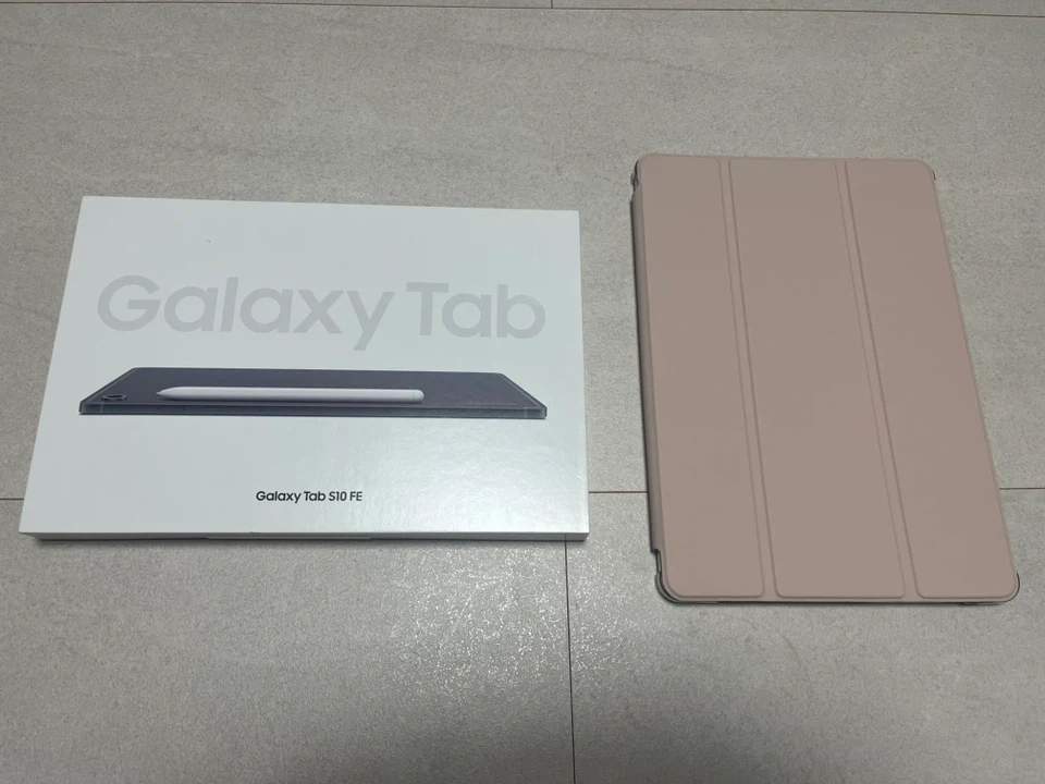 갤럭시탭 S10 FE 128GB WiFi 그레이 팝니다.