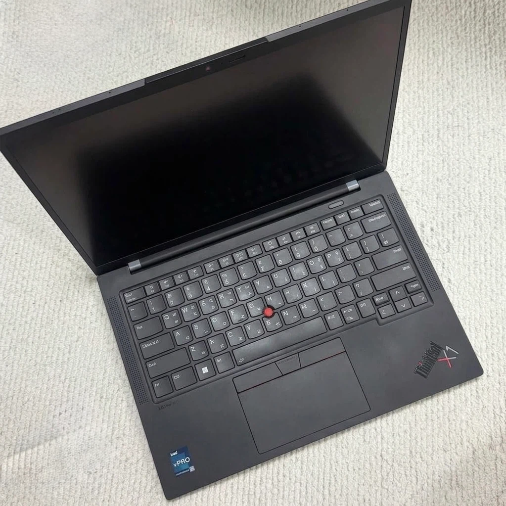 Lenovo ThinkPad X1 Carbon Gen 10