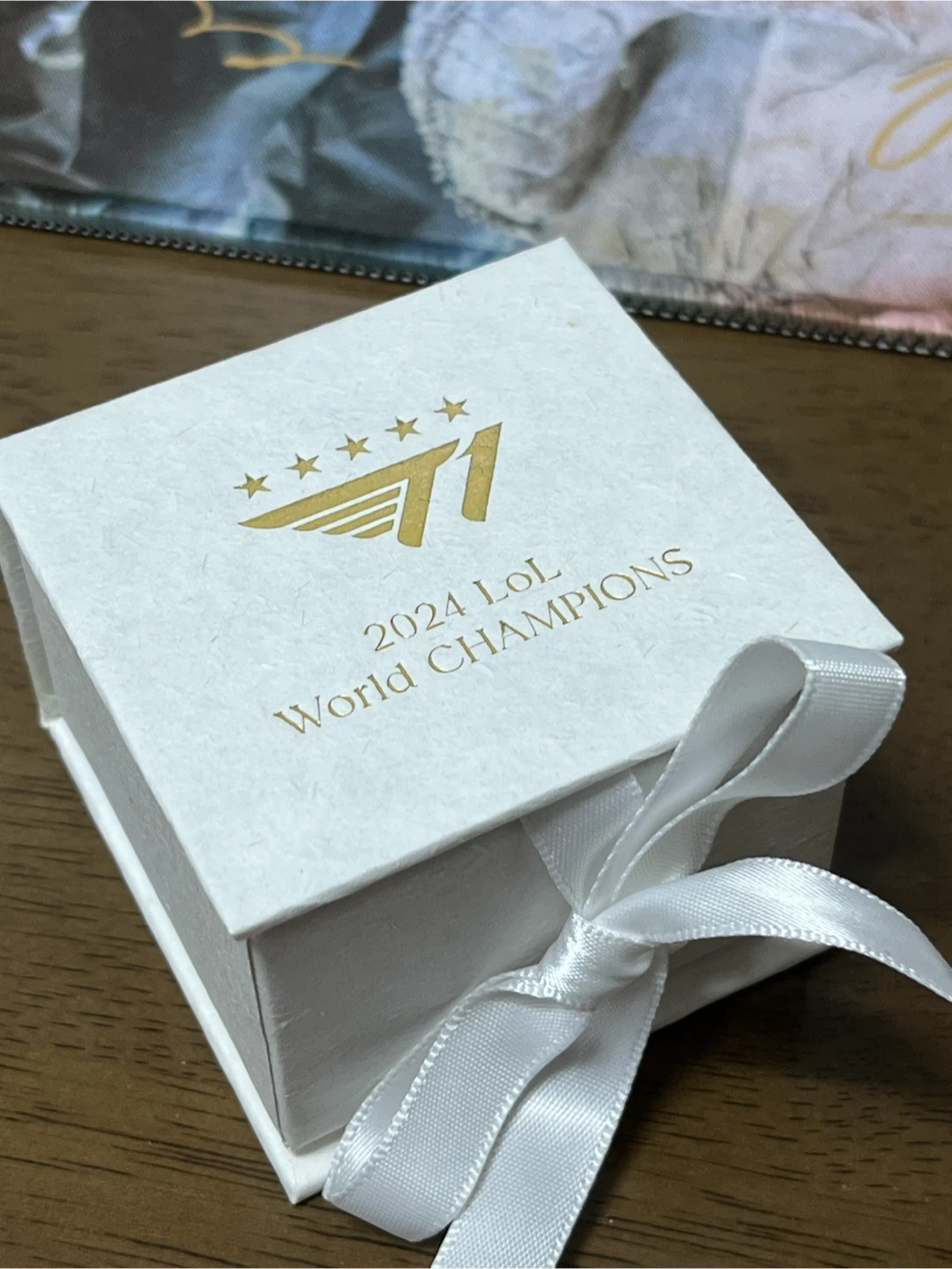 T1 2024 월드 챔피언 기념 아티산 키캡