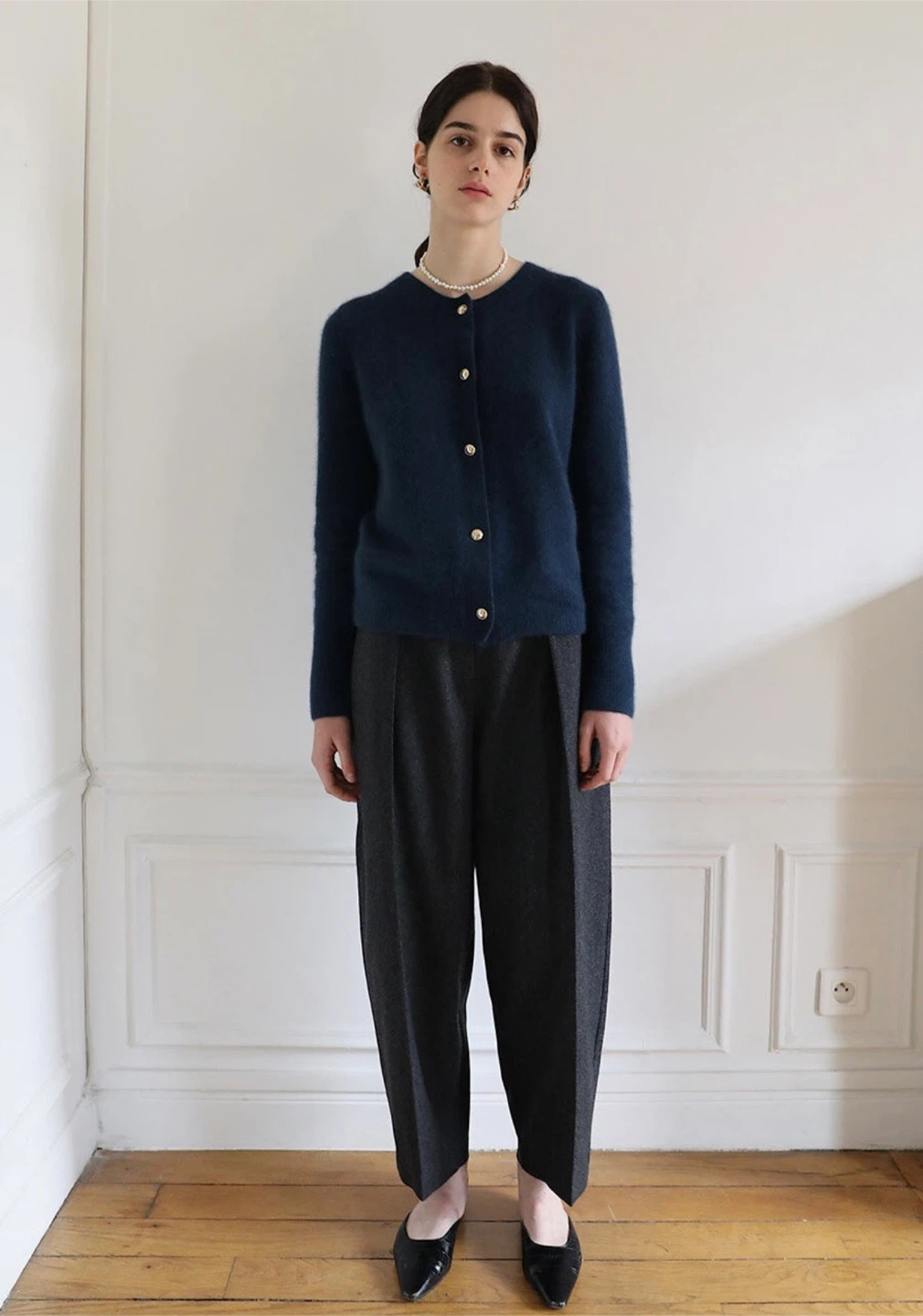 LO61 classic raccoon cardigan (Deep blue) | 여성의류 | 당근 중고거래