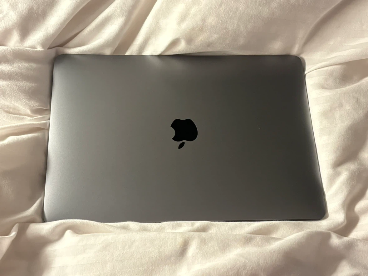급처) 맥북에어 M1 13인치 256GB 램8GB 상태최상 (케이스O)