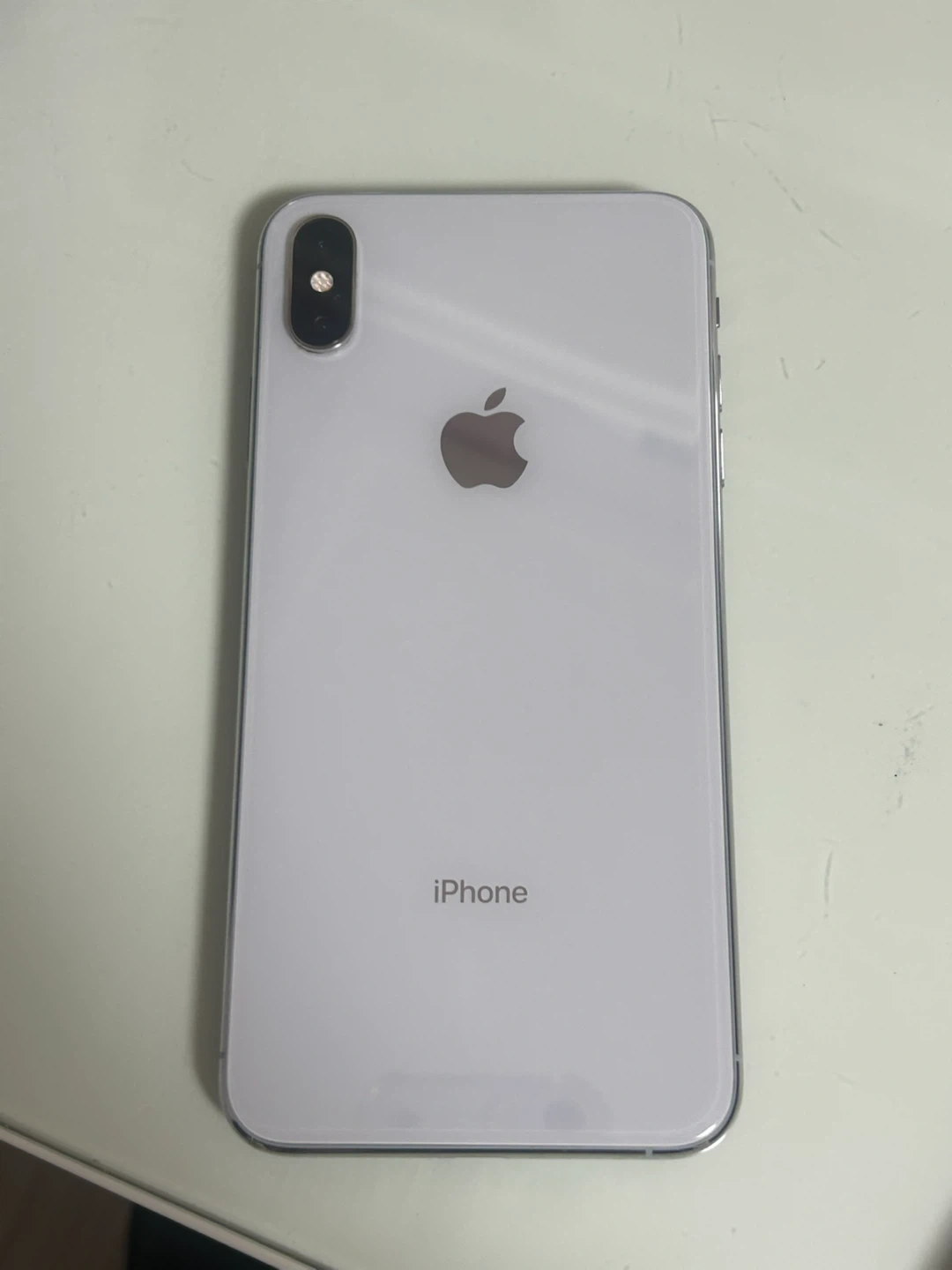 아이폰 XS MAX 256GB 새상품급