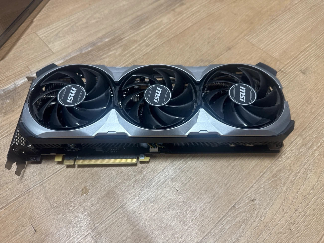 MSI RTX 4070 Ti 벤투스 3X OC 그래픽카드