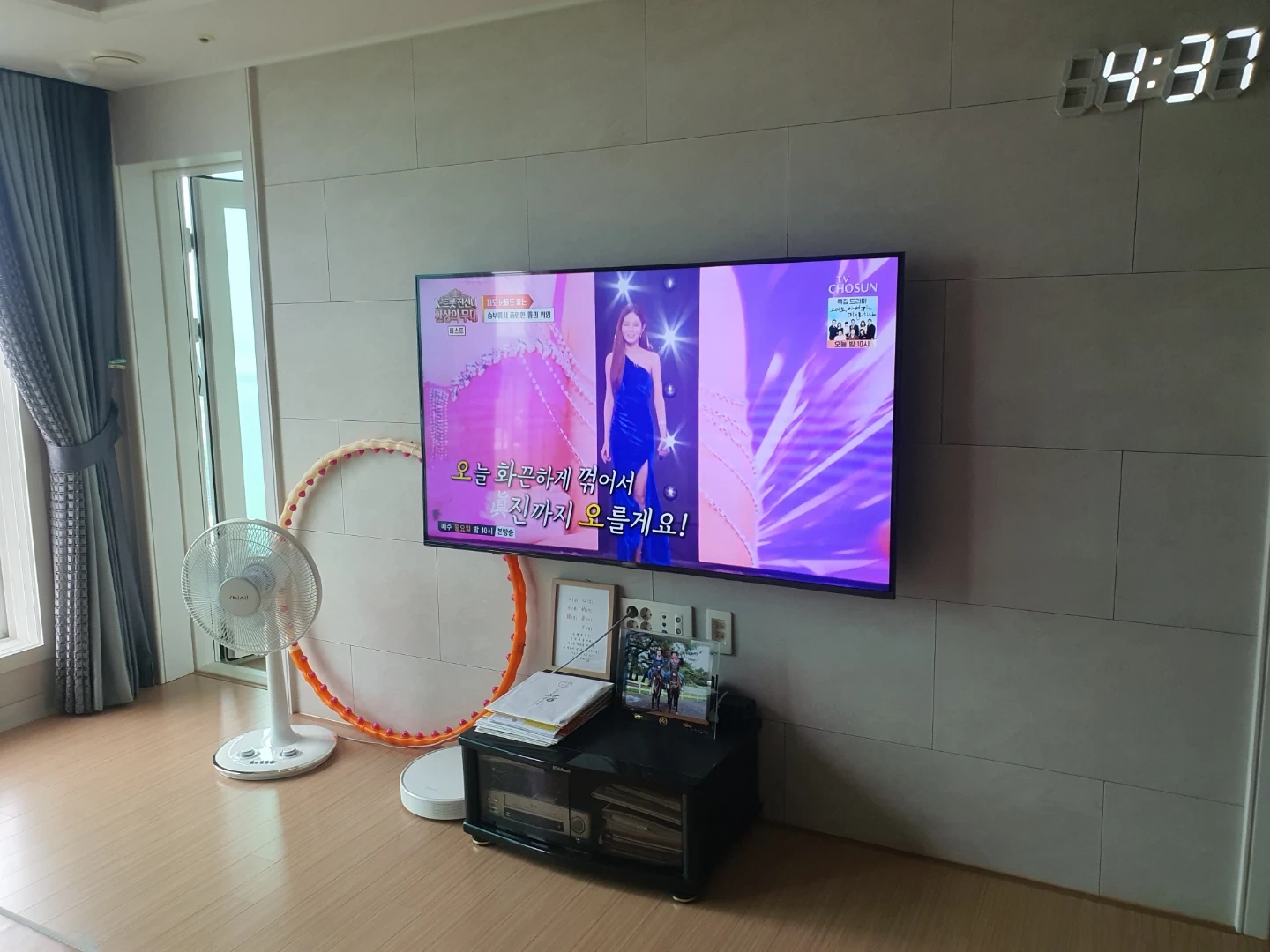 LG 65인치 HD 벽걸이 TV