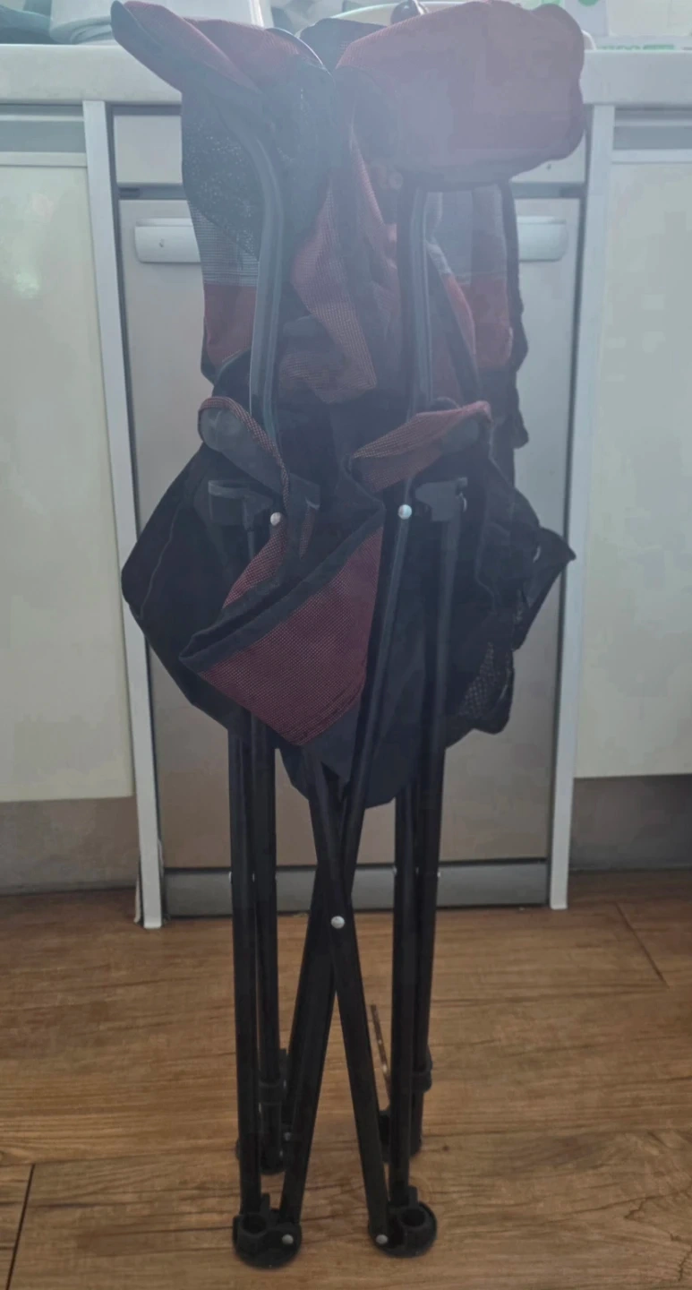 라푸마 캠핑의자 팔아요.