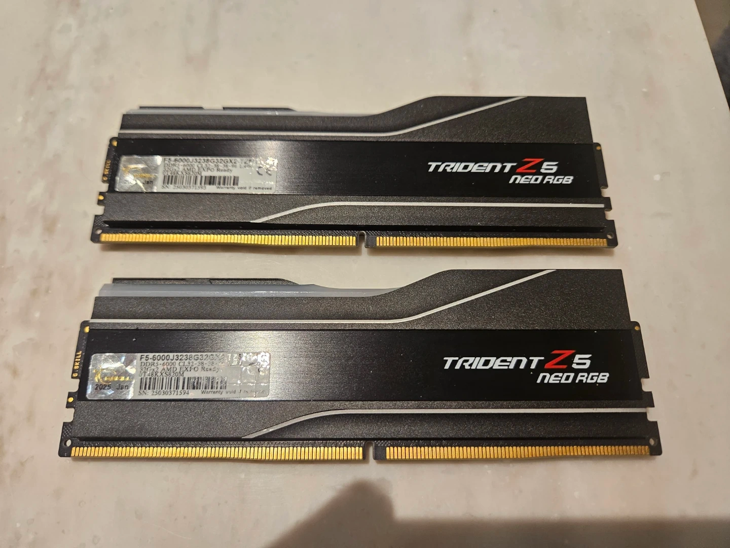 G.Skill DDR5 Trident Z5 NEO RGB 6000 CL32 64GB (32 * 2)