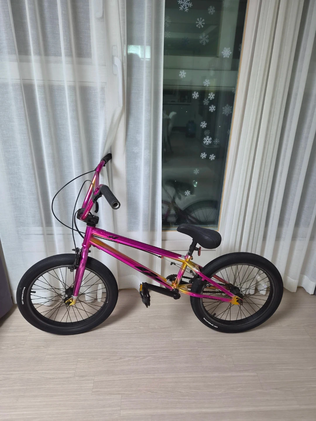 BMX 자전거 핑크/골드 그라데이션