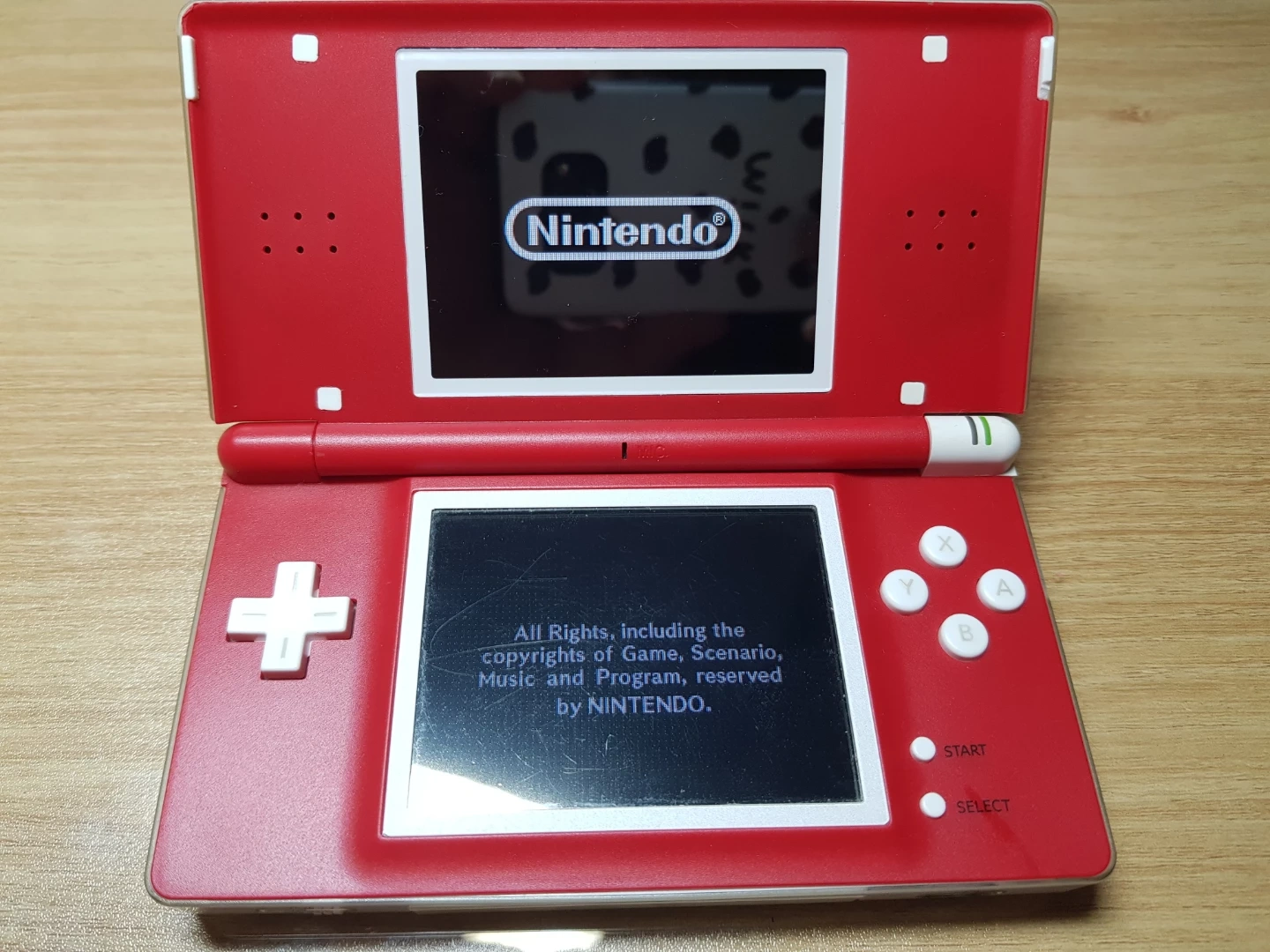 닌텐도 DS Lite 레드