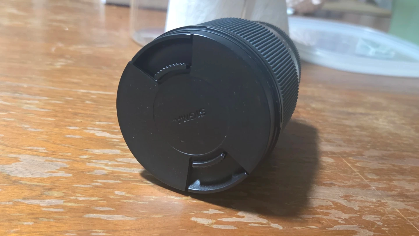 시그마 16mm F1.4 DC DN 렌즈
