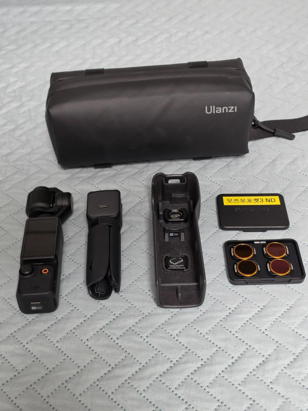 DJI 오즈모 포켓 3 본품 및 부속용품(필터, 파우치 포함) 일체(sd카드 별도)