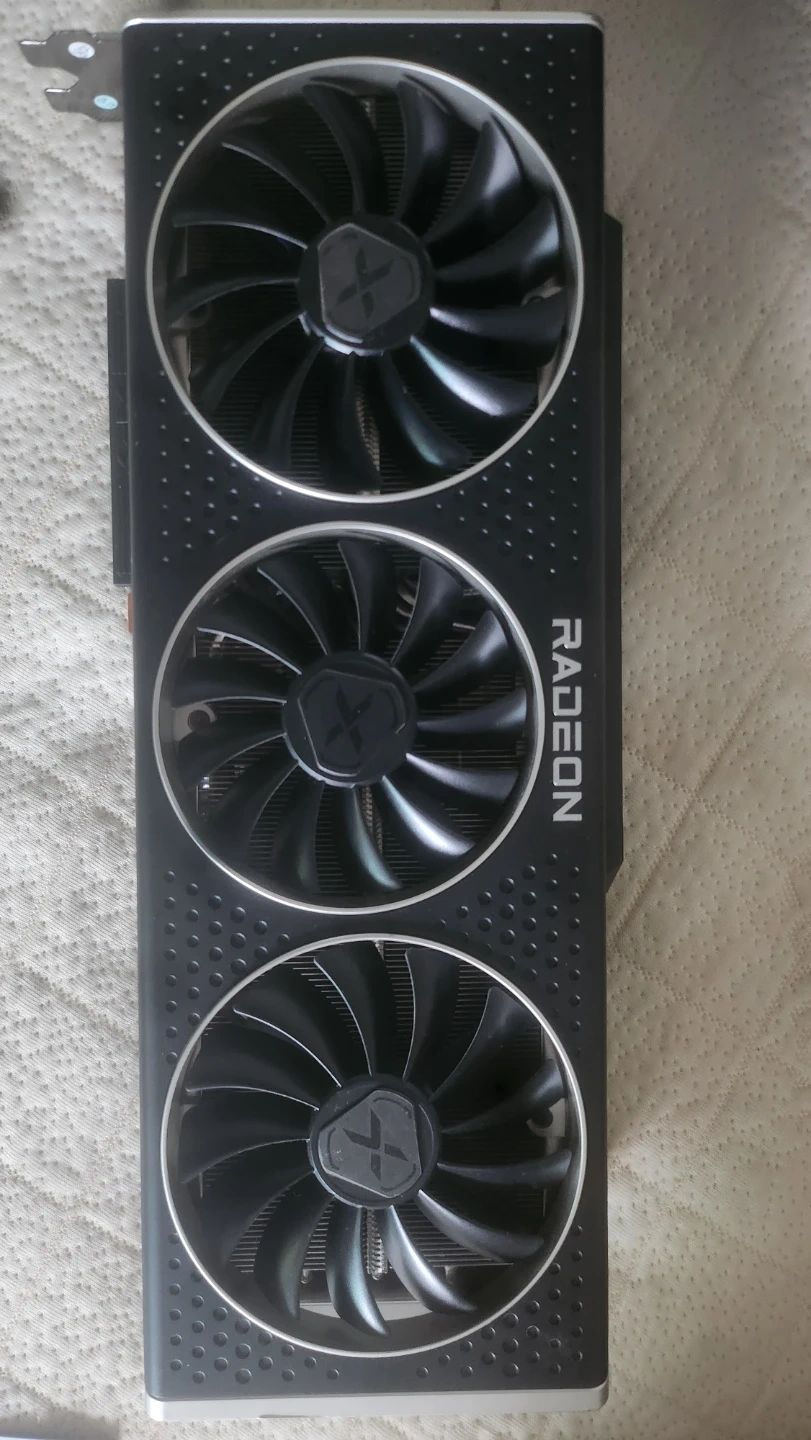 XFX 라데온 RX 6900 XT MERC 319 BLACK