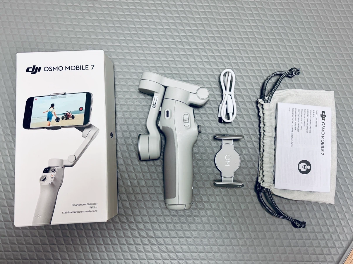 DJI 오즈모 모바일 7 스마트폰 짐벌