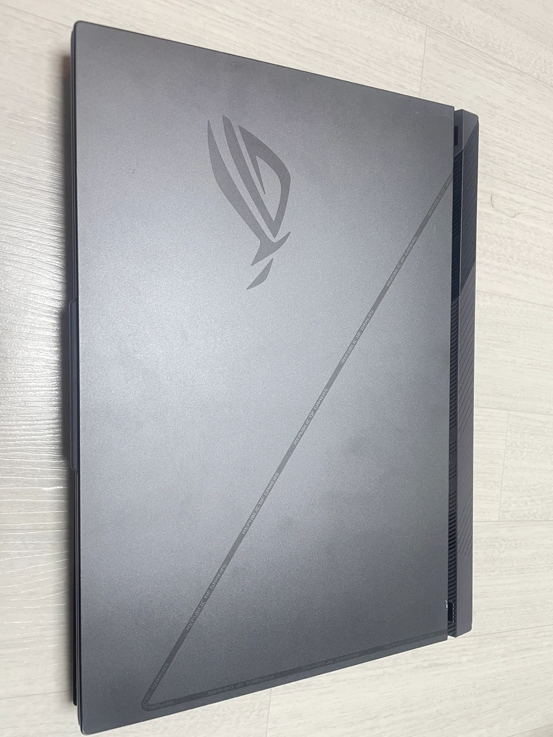 고사양 ASUS ROG 게이밍 그래픽고장 내장살아있음