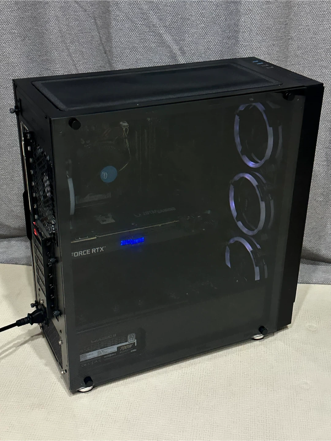 인텔 i7-9700 RTX 2070 SUPER 게이밍 PC 본체