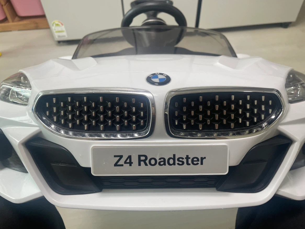 실내에서만 사용한 대호토이즈 BMW Z4 화이트 푸쉬카