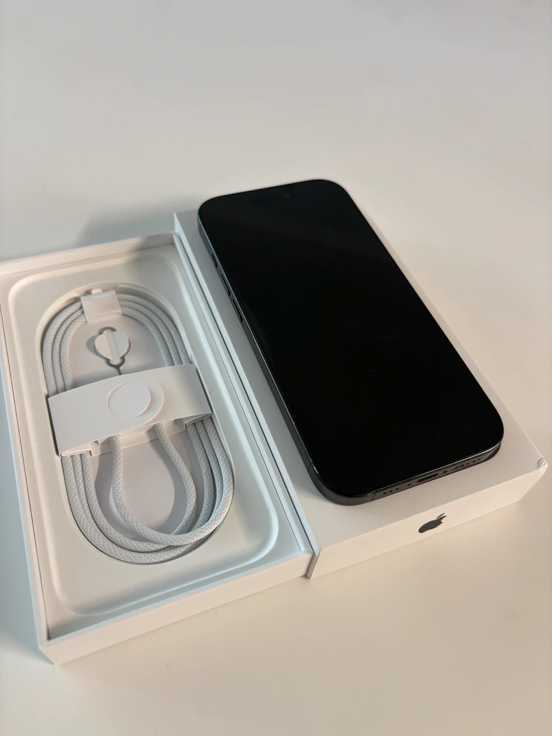 아이폰 16프로 블랙 1TB