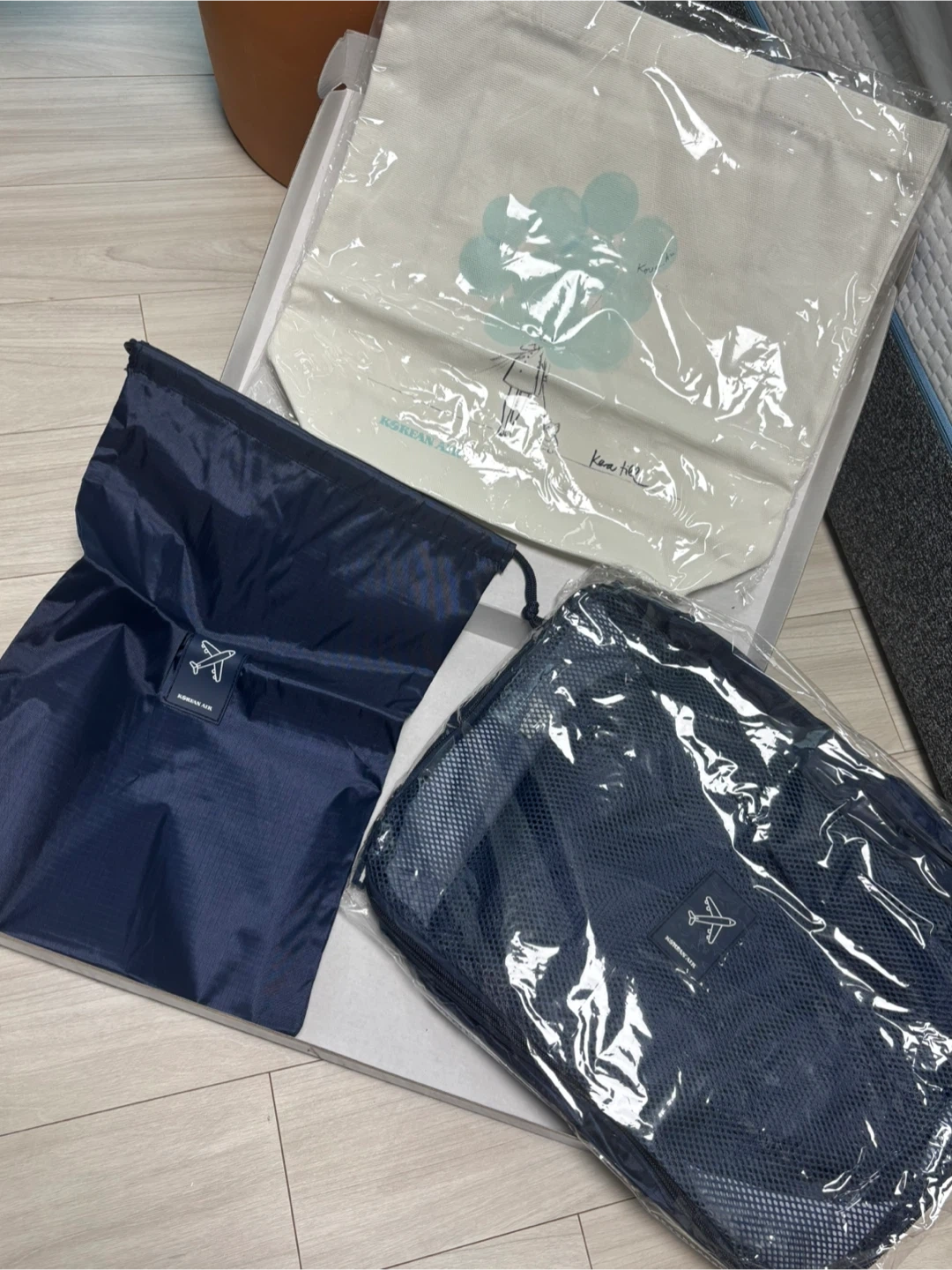 (새상품) 대한항공 여행용 파우치,에코백 세트
