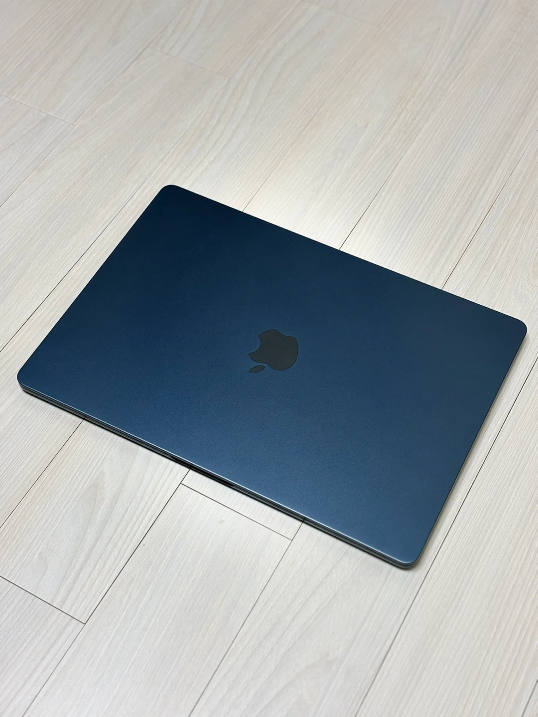 맥북 에어M4 15인치 16GB/256GB SS급