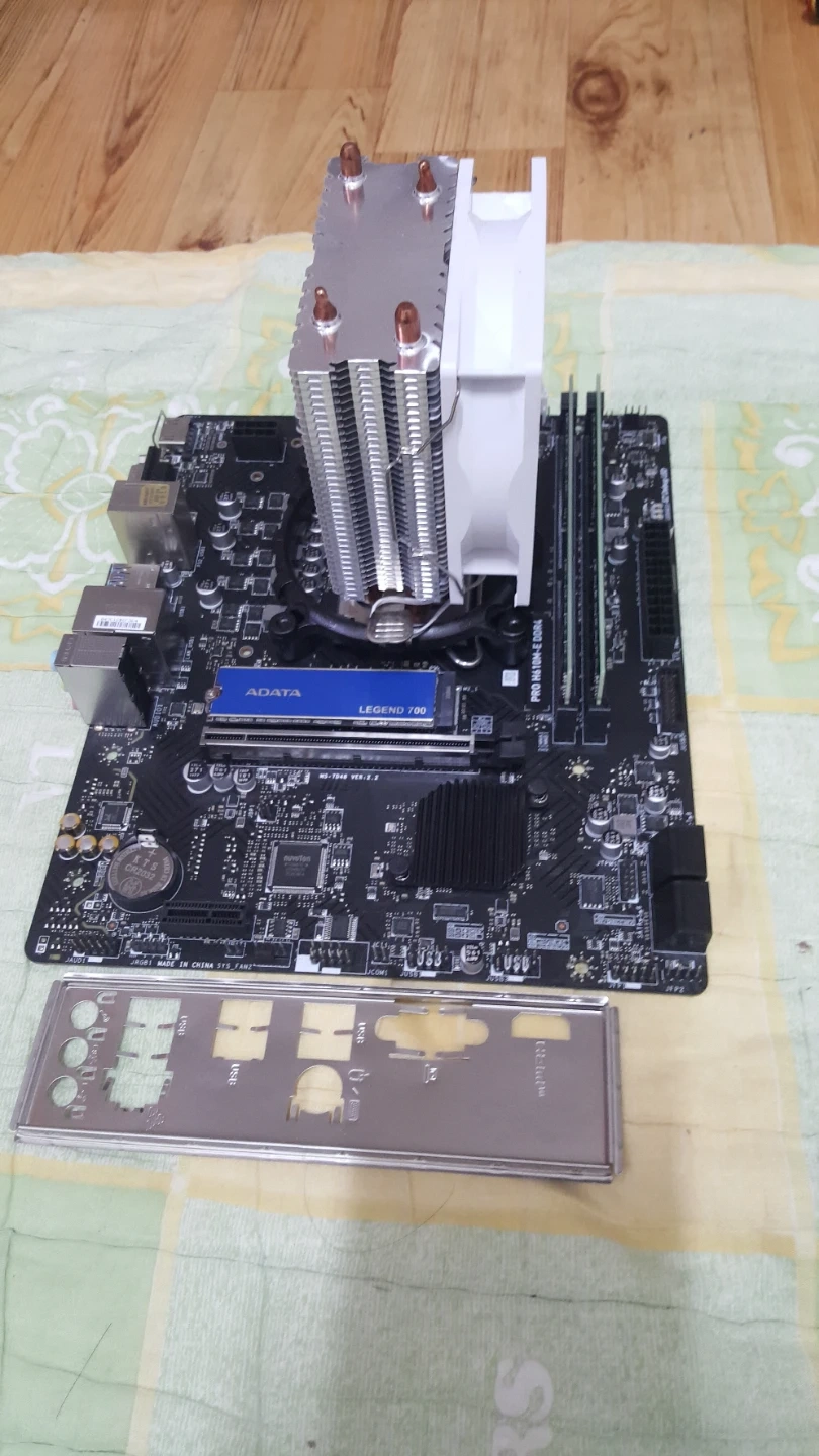 CPU i5-1240F 메인보드h610M