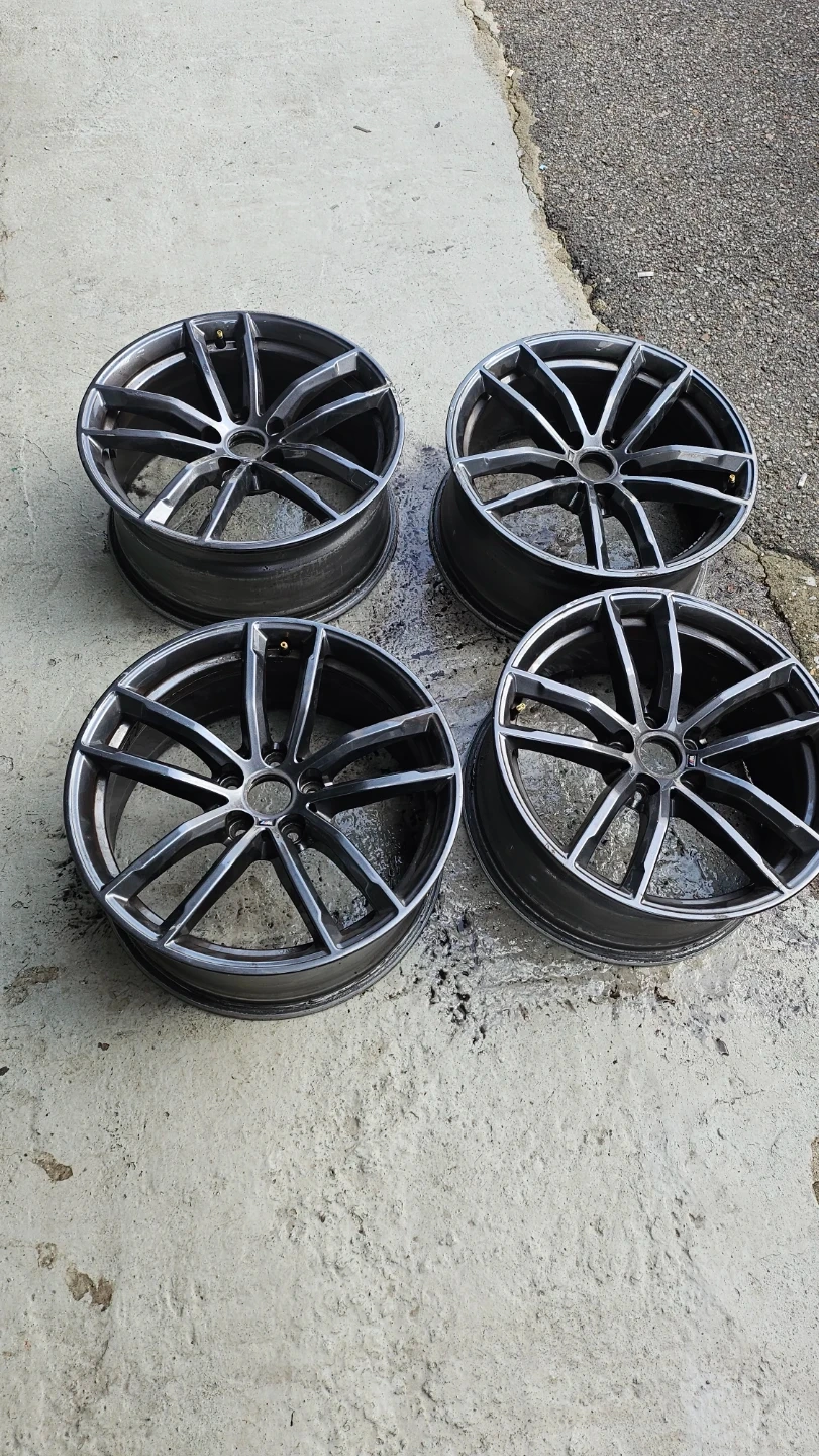 BMW G30 정품 18인치 휠 4개