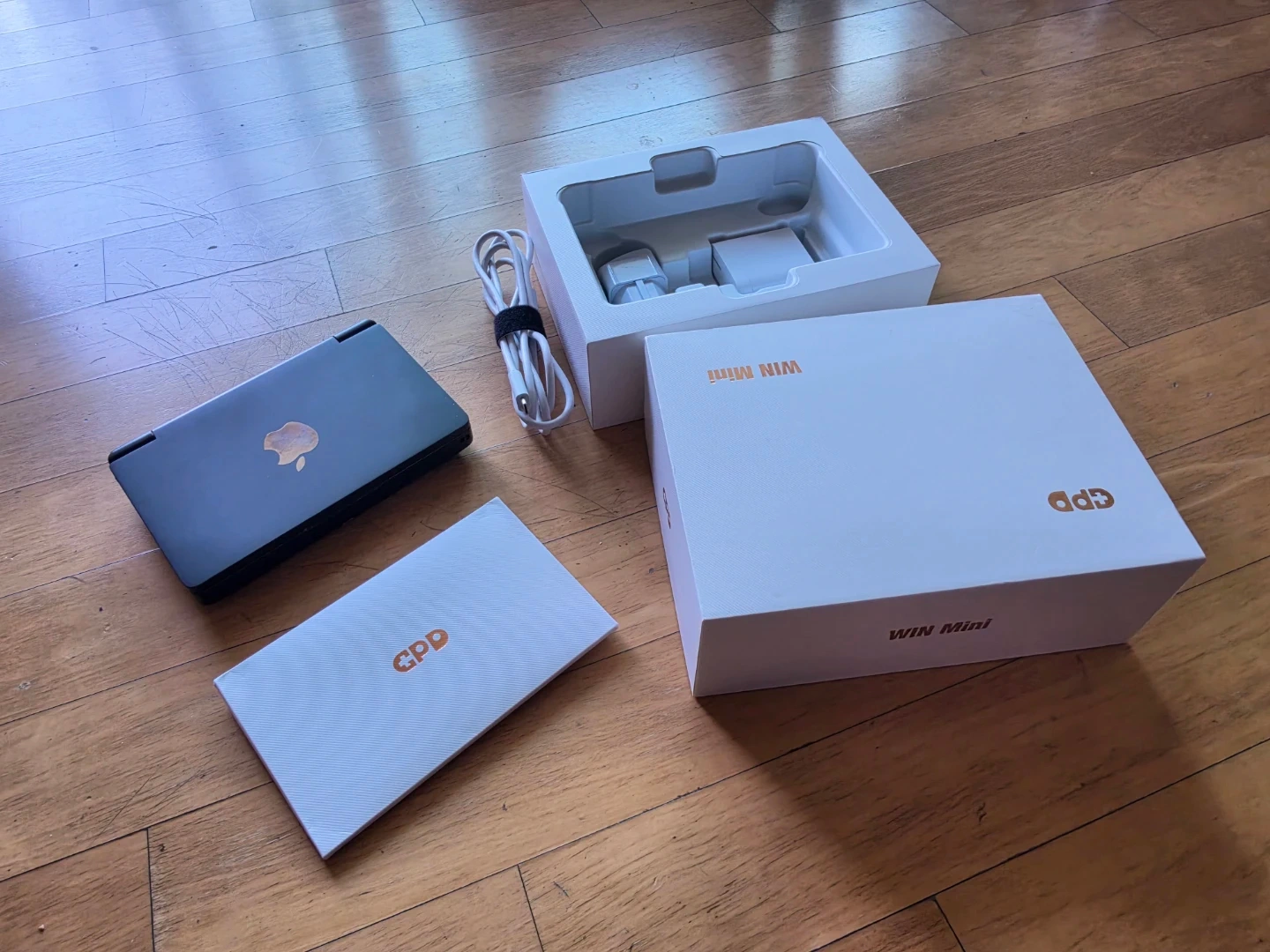 GPD WIN Mini 7840U 32gb 2tb