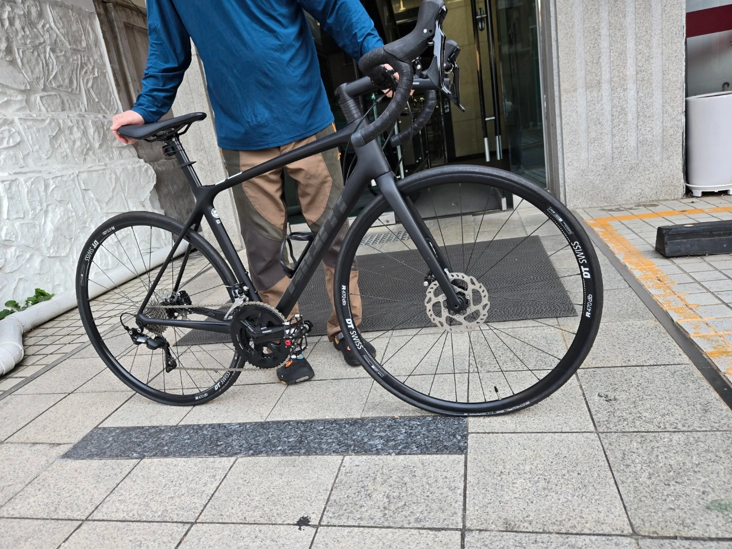 DT SWISS R 470db 로드자전거(바지.안장카바포함)
