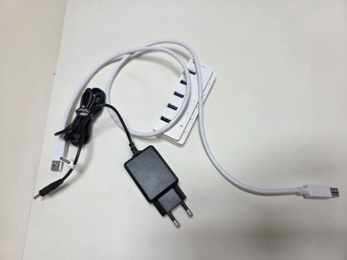 ipTIME UH305 USB 3.0 5포트 허브 화이트 | 디지털기기 | 당근 중고거래
