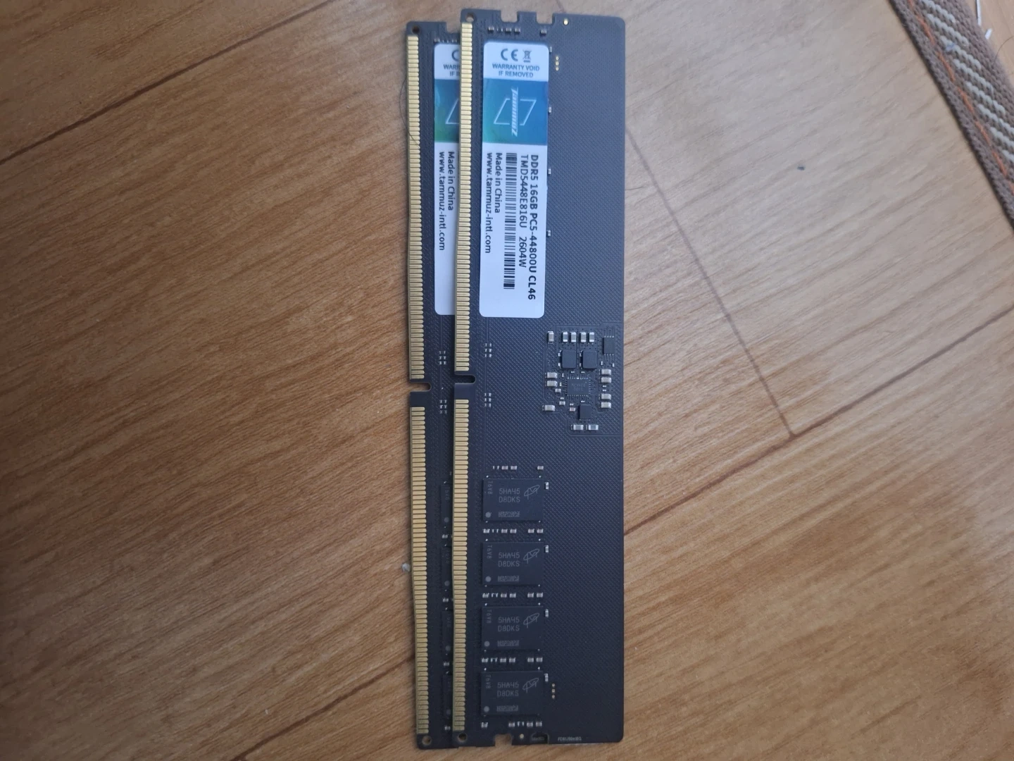 타무즈 ddr5 5600 16gb 두개