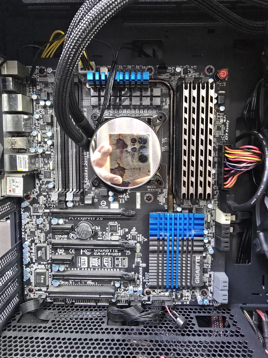 기가바이트 GA-X79-UD5, i7 3820, 7870, 수냉쿨러 | 디지털기기 | 당근 중고거래