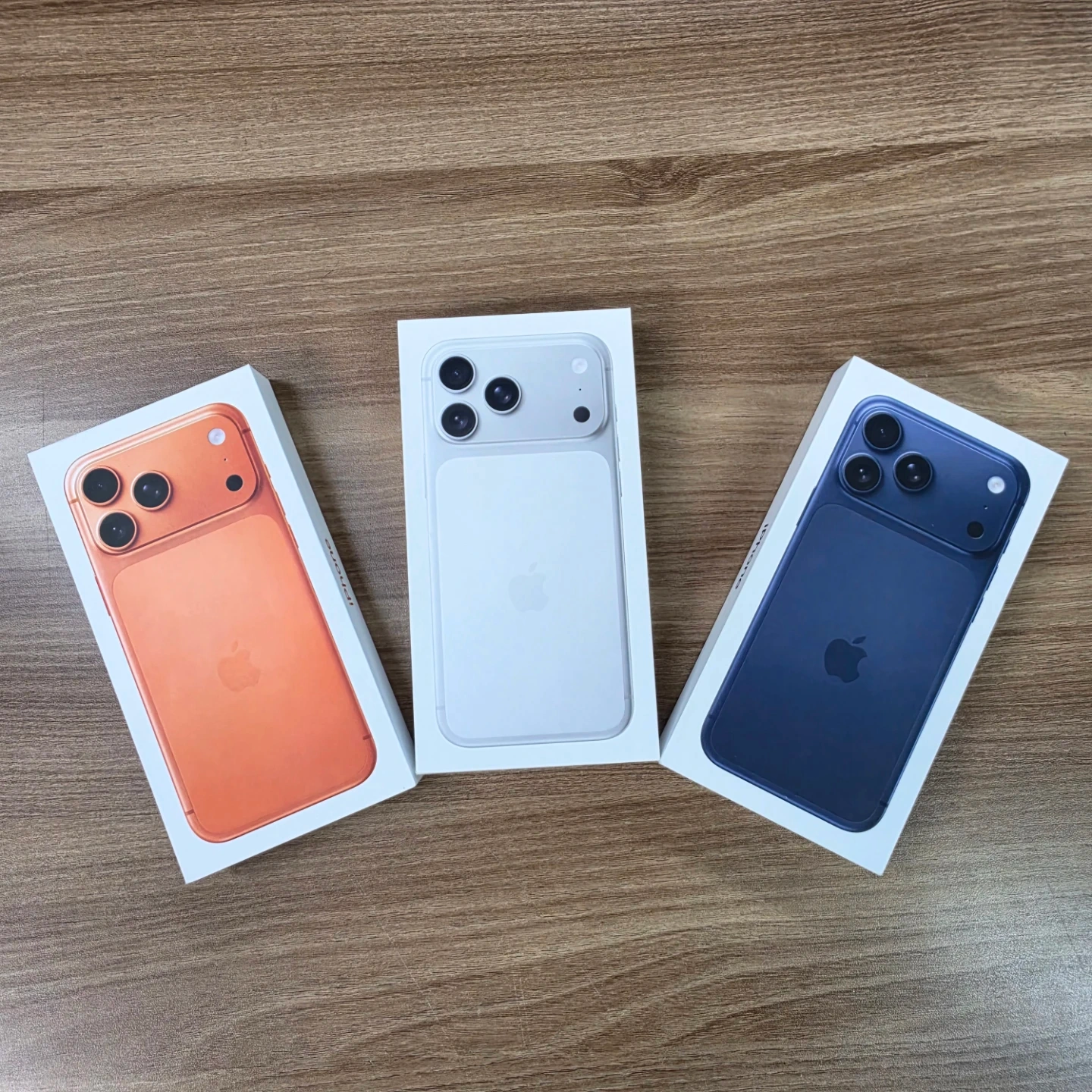 아이폰 17 프로 맥스 256GB 미개봉 자급제 흥정x