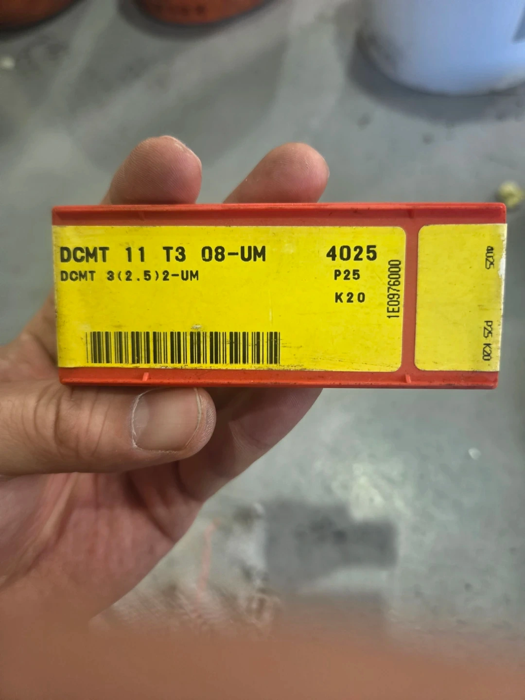 DCMT 11 T3 08-UM 초경 인서트 팁