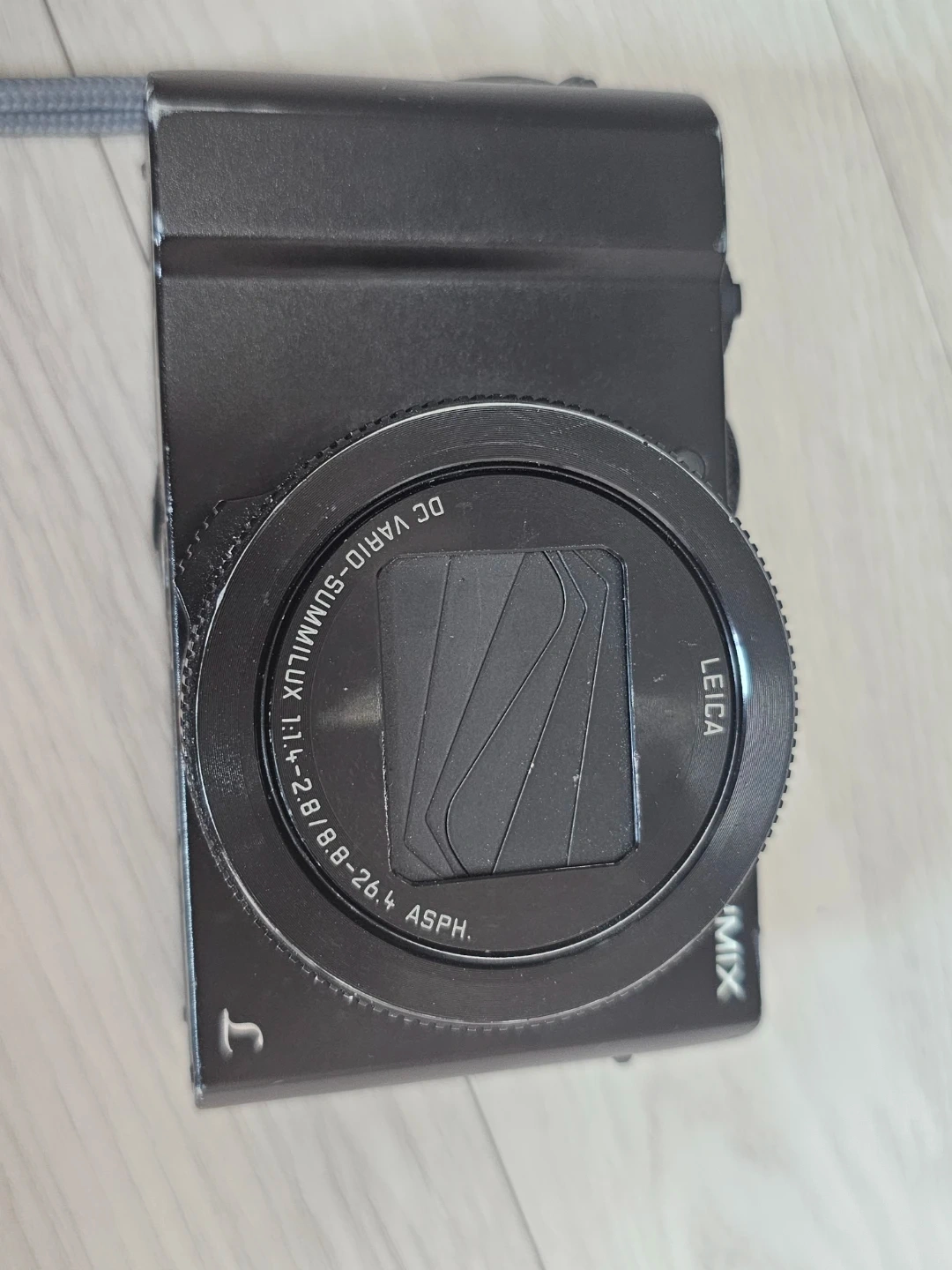 파나소닉 LX10