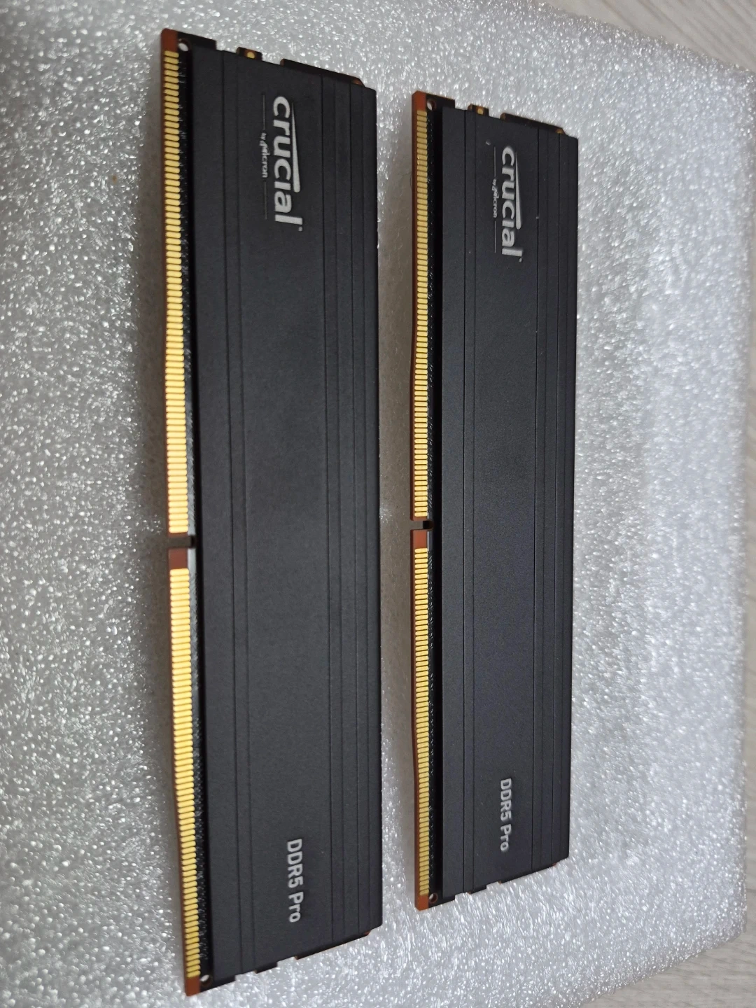 마이크론 Crucial DDR5-5600 CL46 PRO PC5-44800 (16GB × 2 총 32GB) 메모리