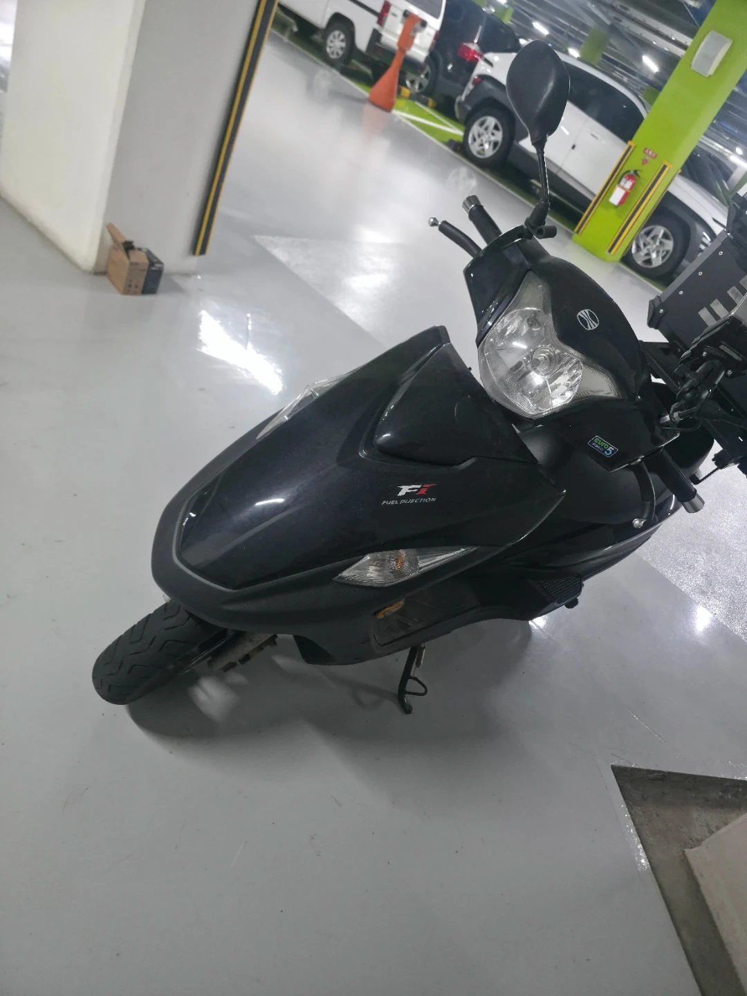 대림 VF100R 블랙 스쿠터