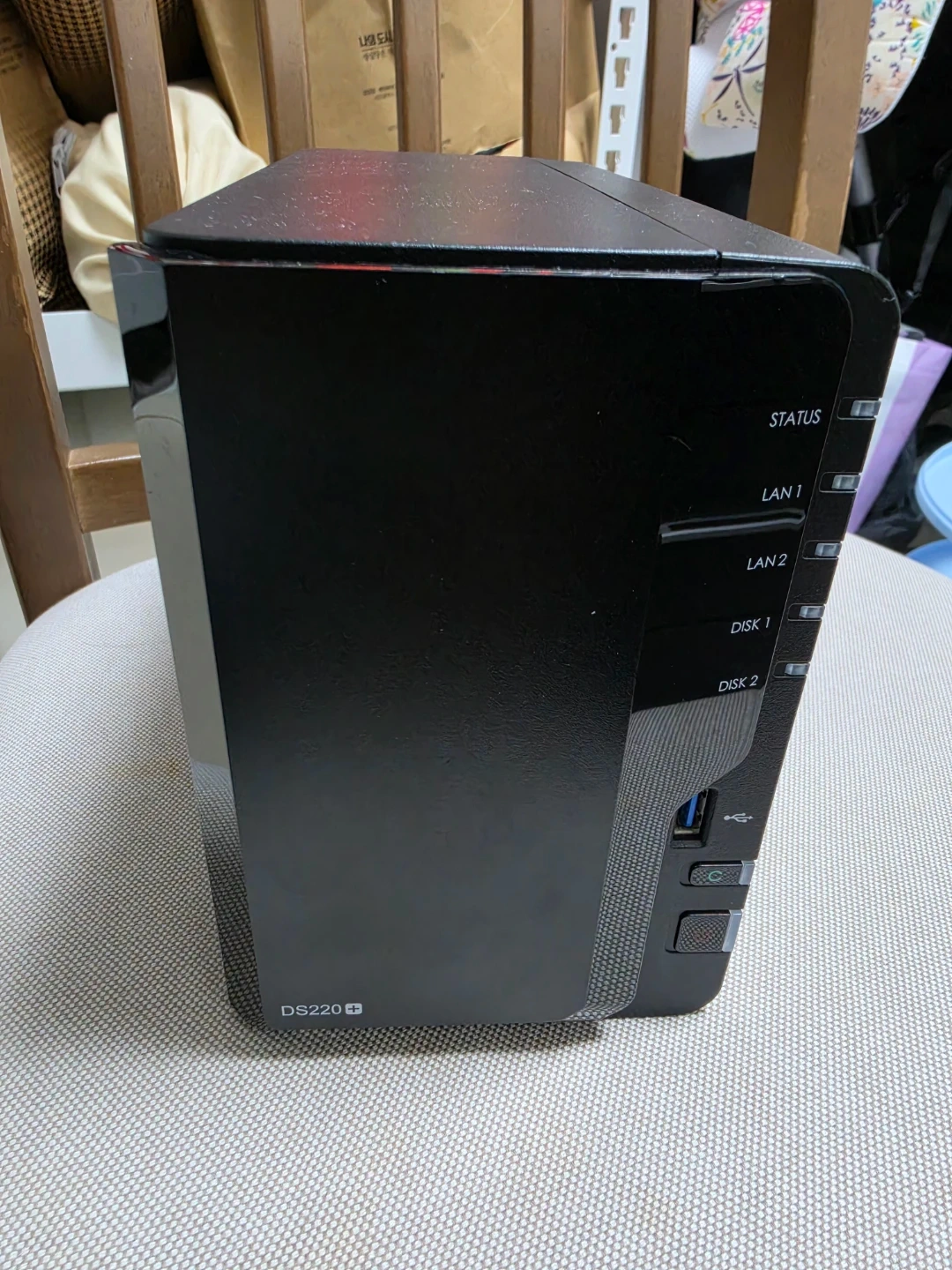 시놀로지 DS220+ NAS, HDD 2개 총 9TB(6TB, 3TB)