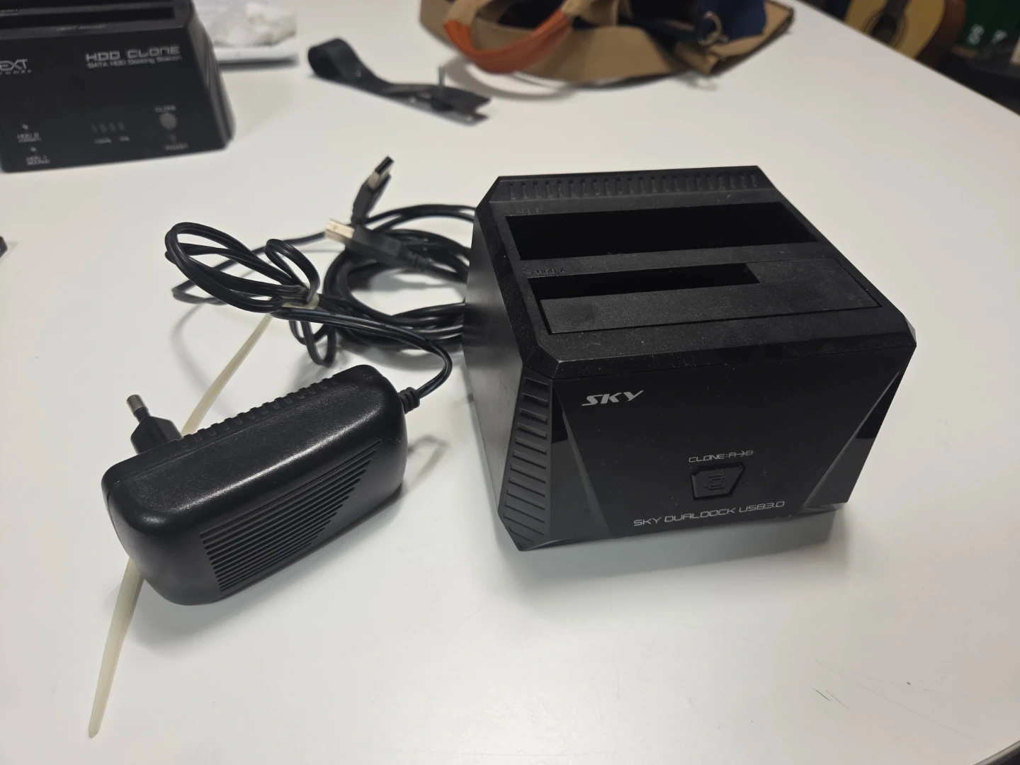 SKY 듀얼독 USB 3.0 외장하드 도킹스테이션