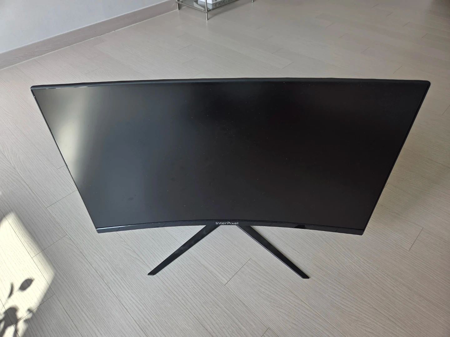 인터픽셀 커브드 27인치 모니터(165hz) 판매합니다.