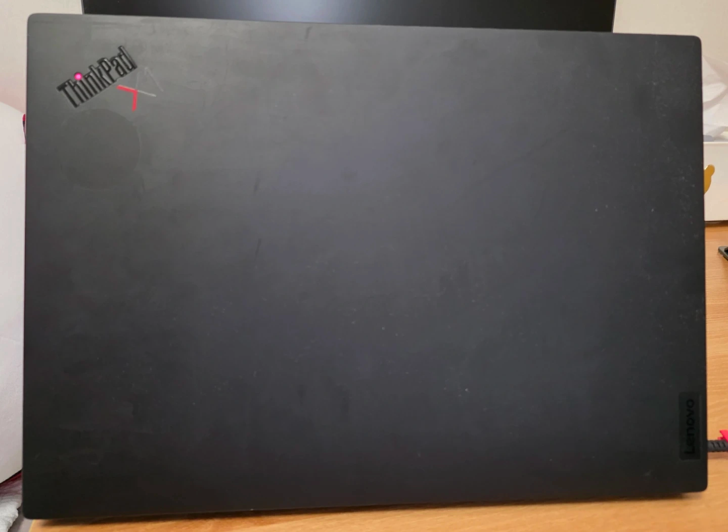 레노버 ThinkPad X1 Carbon 10세대 노트북