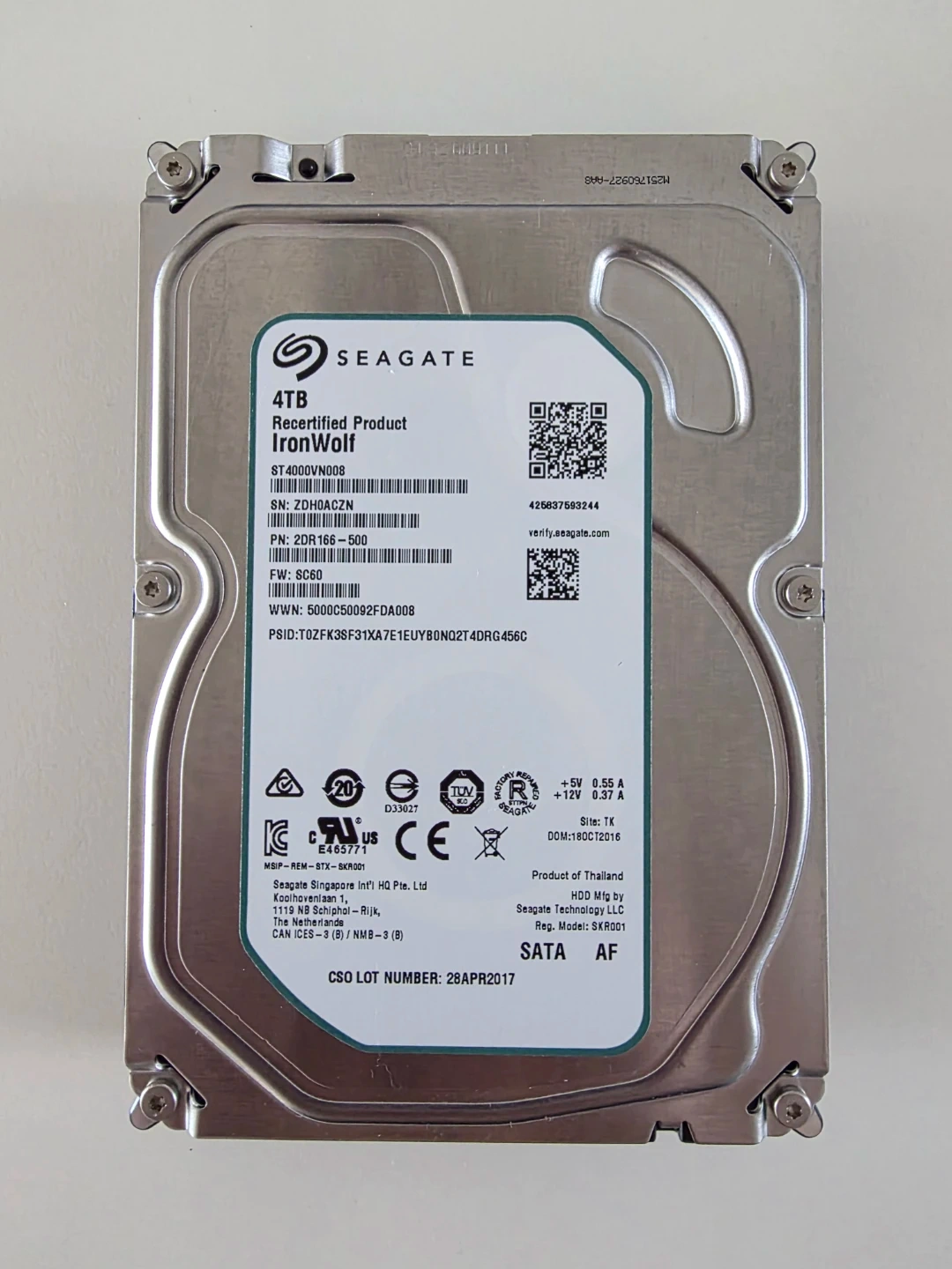 씨게이트 IronWolf 4TB HDD