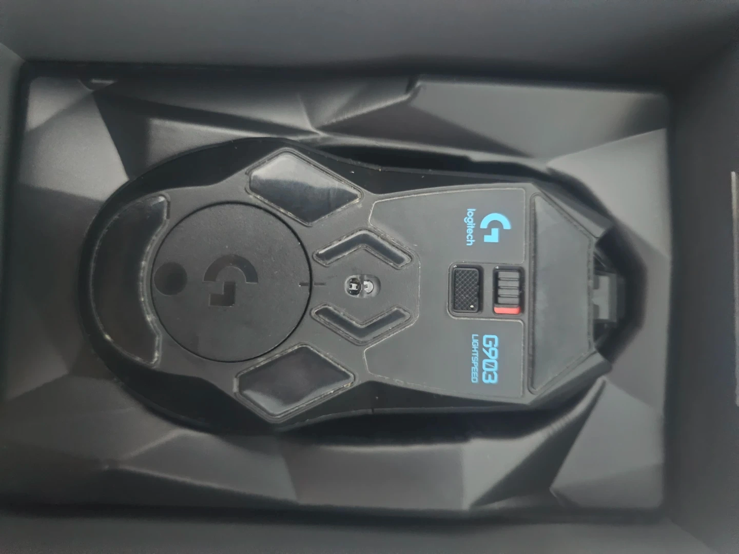 로지텍 G903 LIGHTSPEED 무선 게이밍 마우스