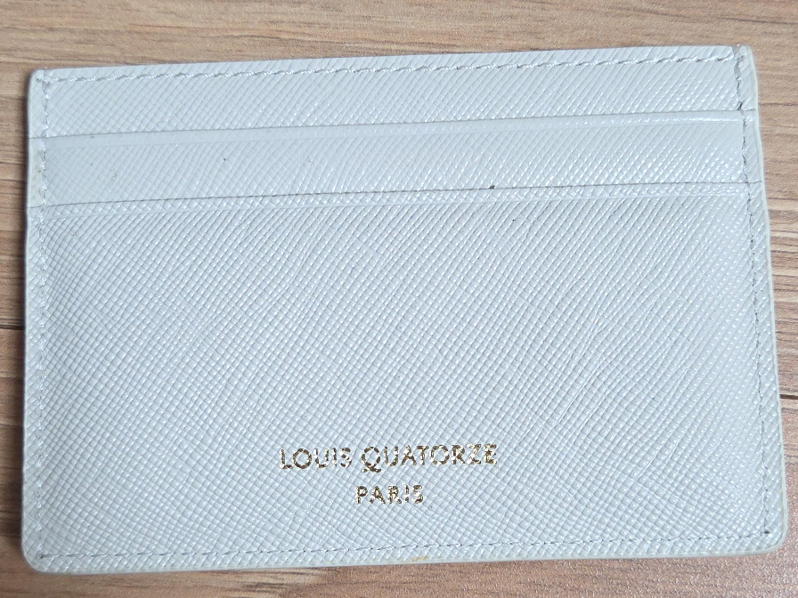 루이까또즈 카드지갑(중고)