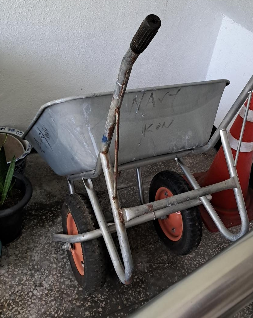 중고 손수레 (바퀴 달린)