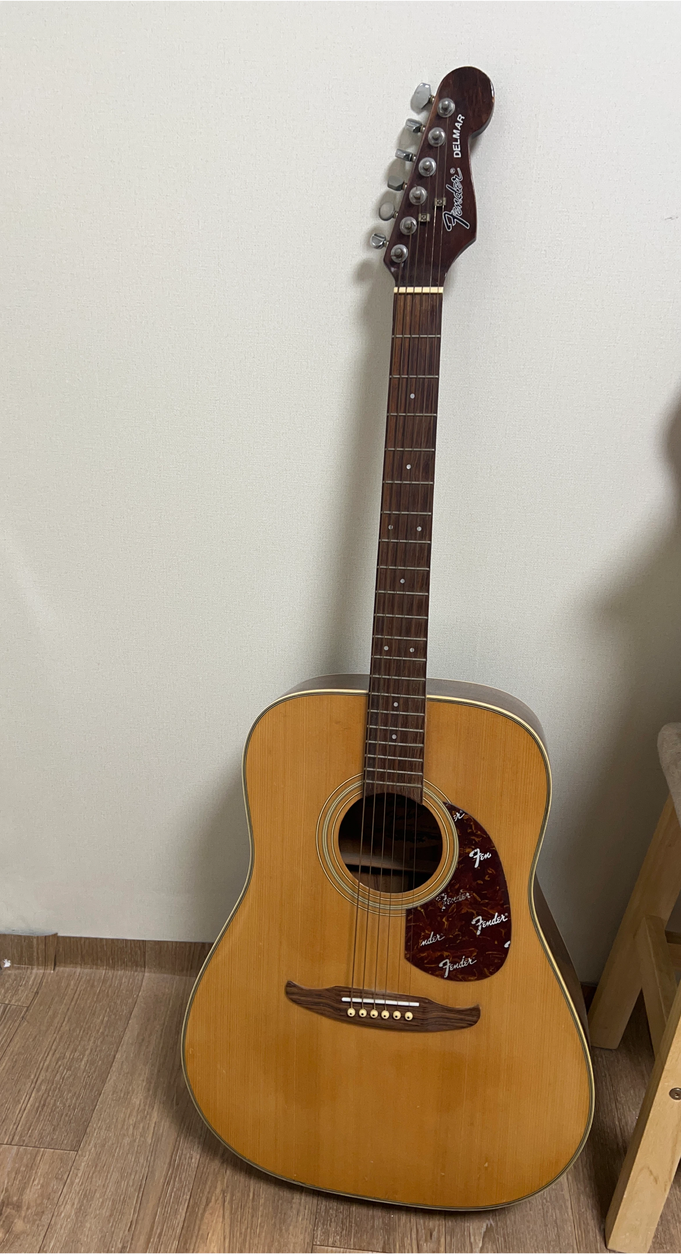 Fender Delmar 어쿠스틱 기타, 유니크한 손잡이, 풍부하고 세련된 음감