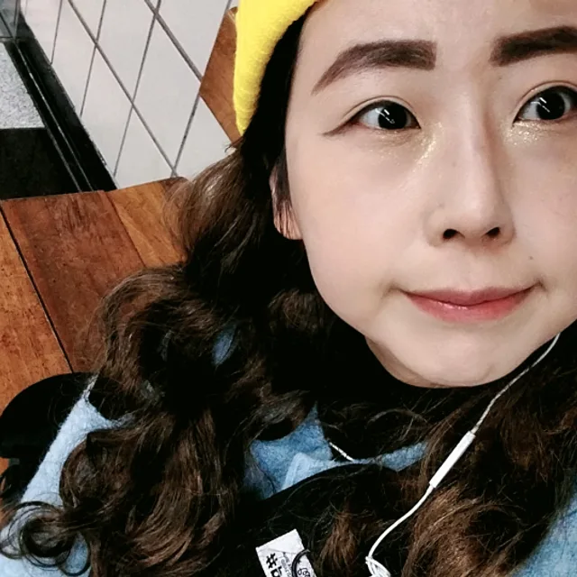 아쿠아블루
