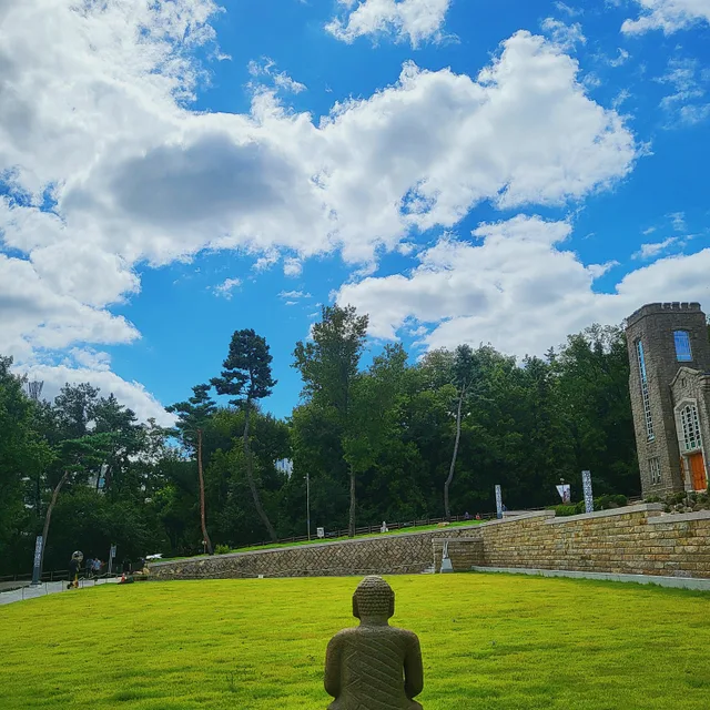 동동