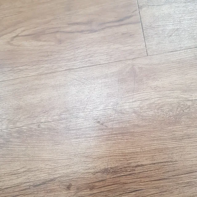 타인