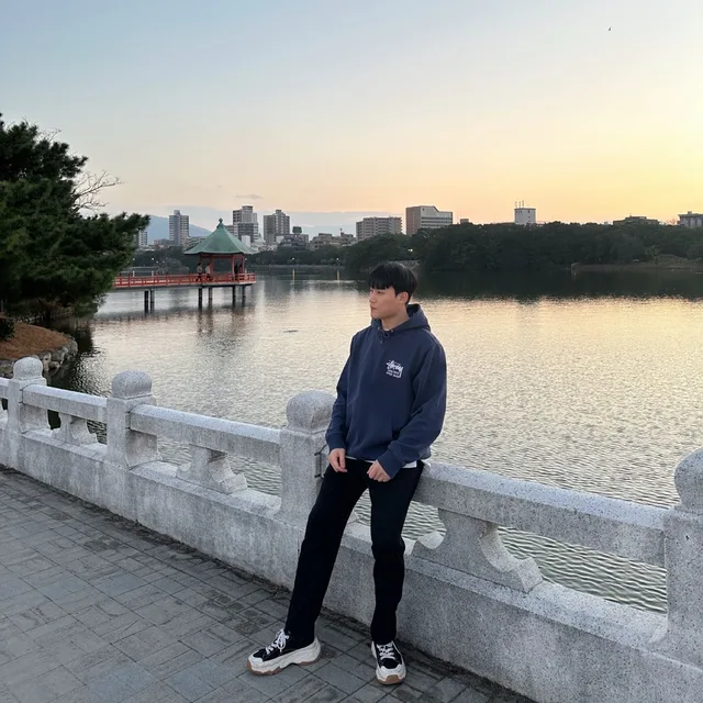 우지니