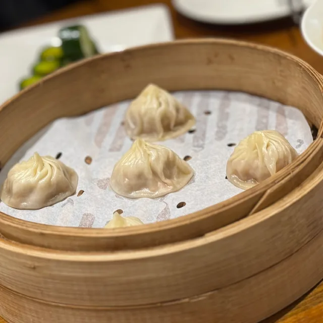 보보동동